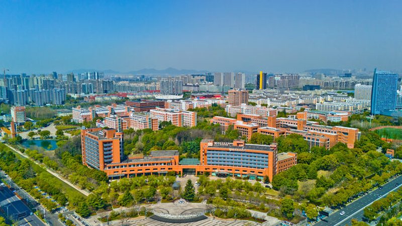 智能家居电子配件定制：揭秘上海市场的独特魅力